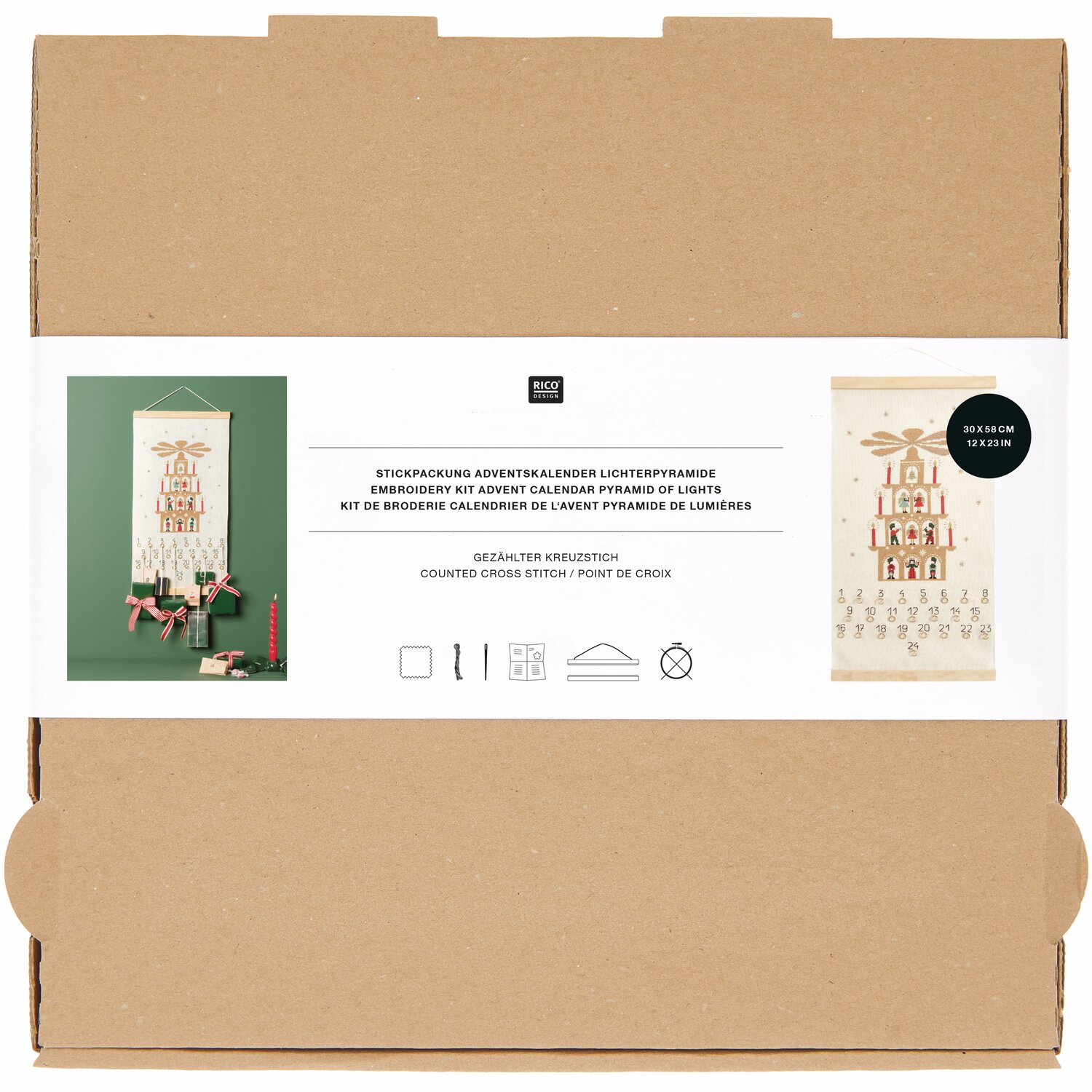 Stickpackung Adventskalender Lichterpyramide von Rico Design, zeigt eine dekorative Stickvorlage auf Kartonverpackung, ideal für weihnachtliche Handarbeiten.
