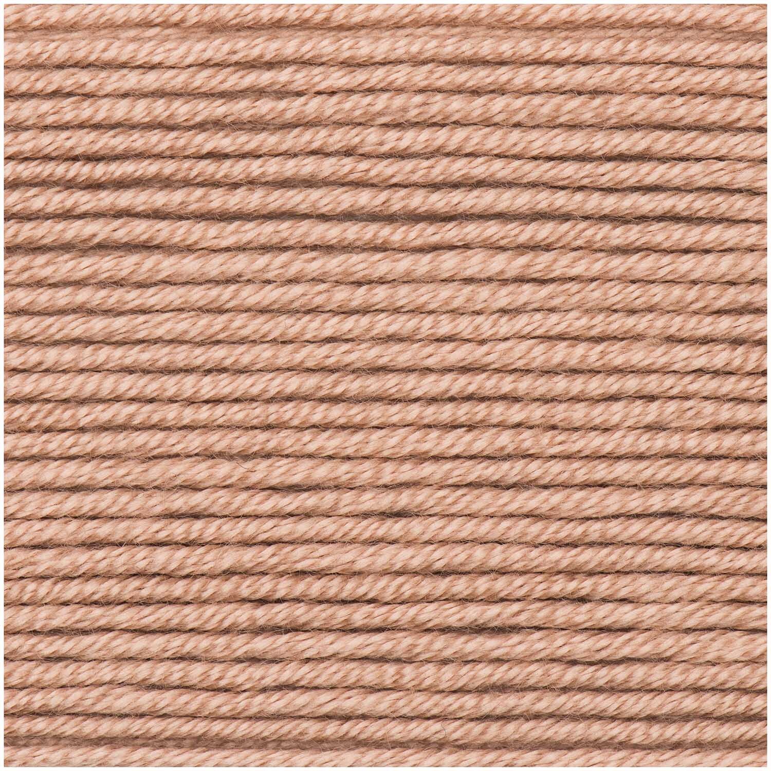 Creative Silky Touch dk 100g 220m Farbe Altrosa von Rico Design Creative Silky Touch dk in Altrosa von Rico Design, 100g 220m, zeigt weiches Garn in zartem Rosaton. Ideal für Strickprojekte.