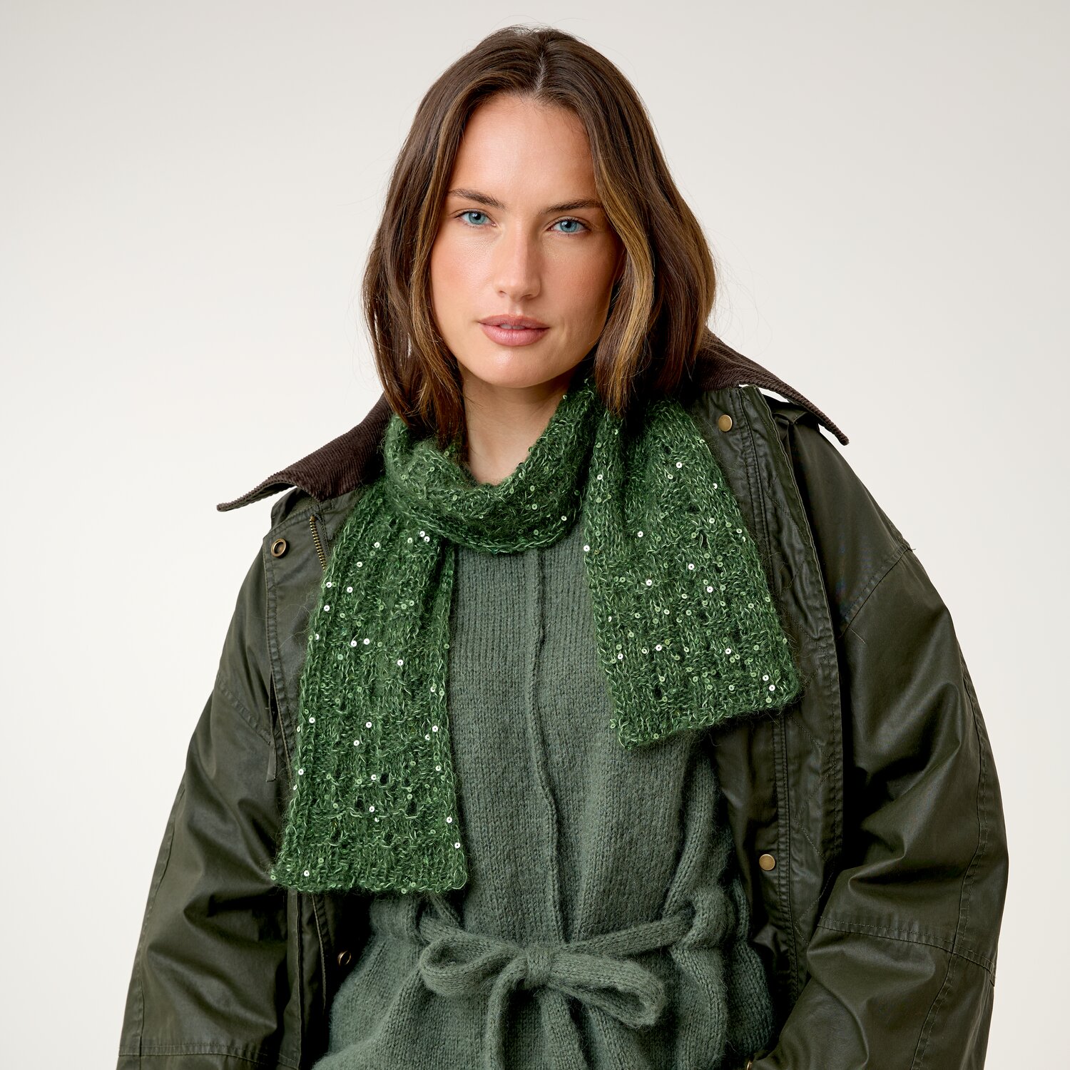 Strickset Kleiner Schal Modell 28 aus Die Neue Masche No. 17 von Rico Design