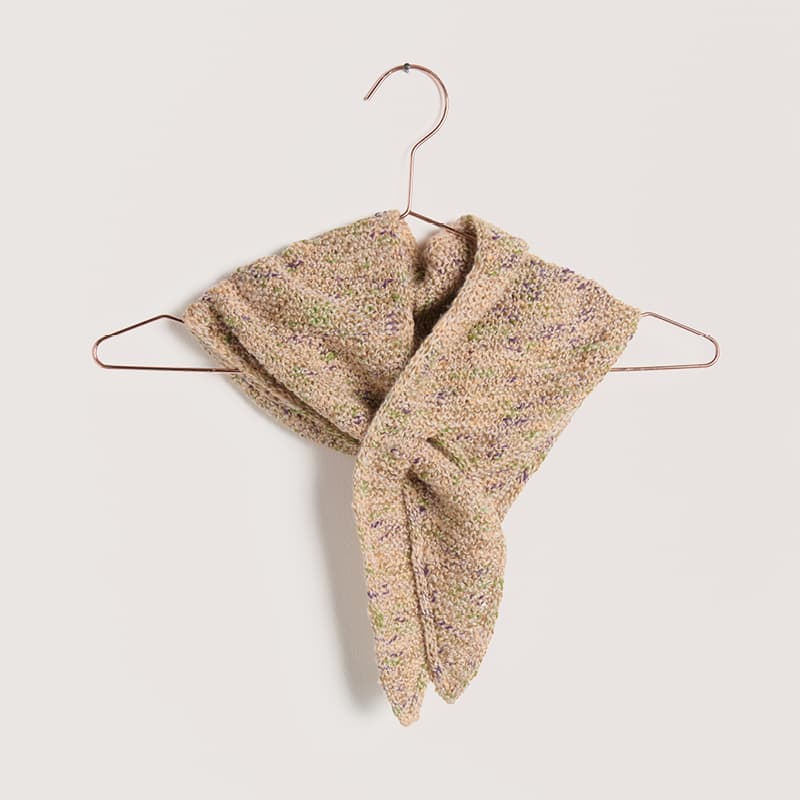 Gestricktes Minituch: Modell 02 aus dem Heft Lovewool No. 22