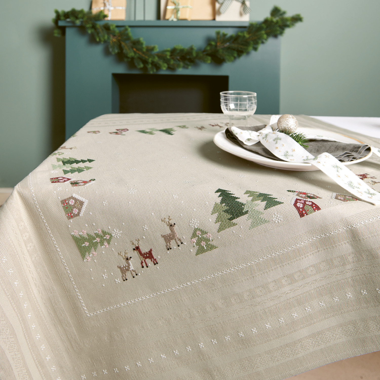 Stickpackung Tischdecke Winterlandschaft Stickpackung Tischdecke Winterlandschaft