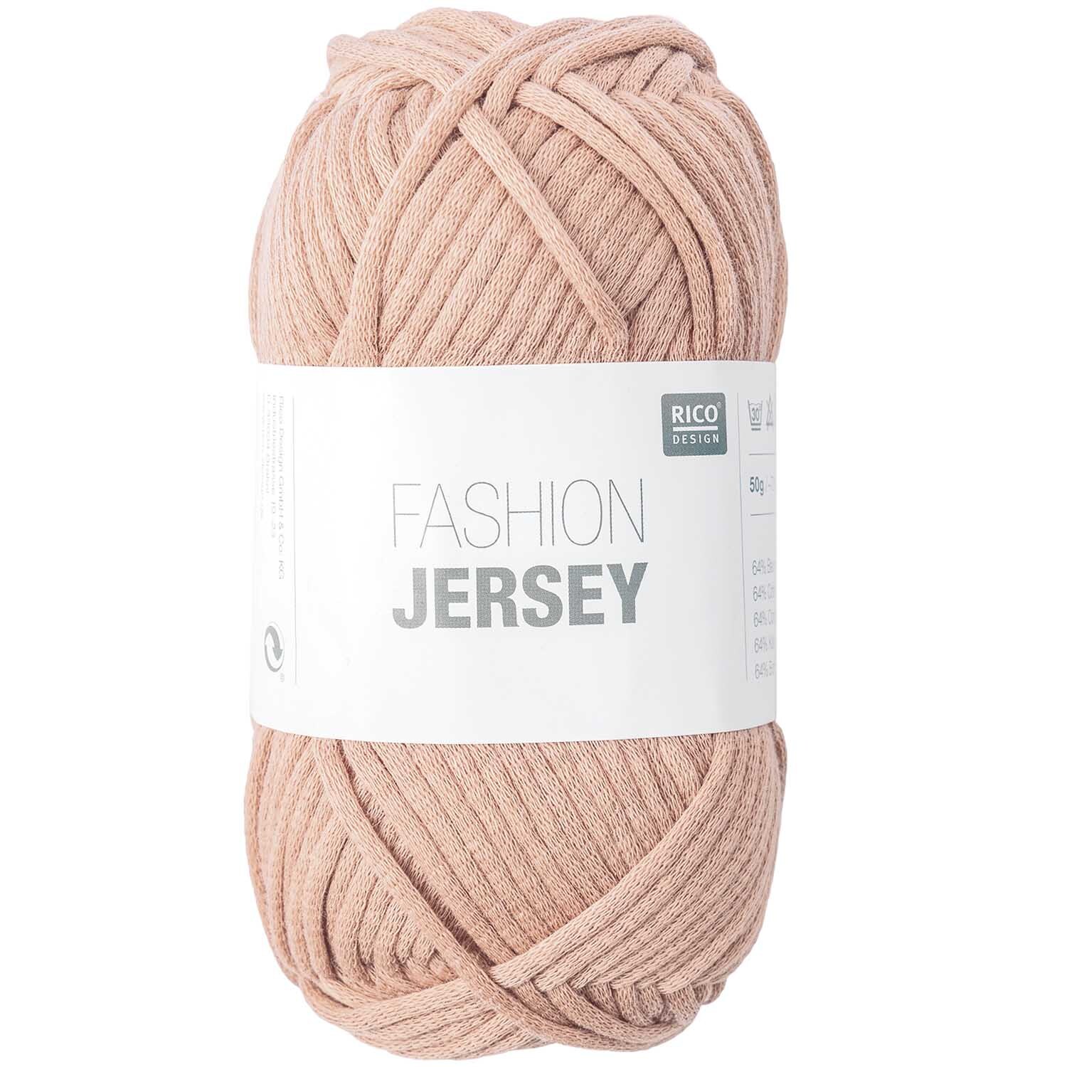 Fashion Jersey von Rico Design in Puder, 50g 72m. Weiches Strickgarn, ideal für kreative Projekte.