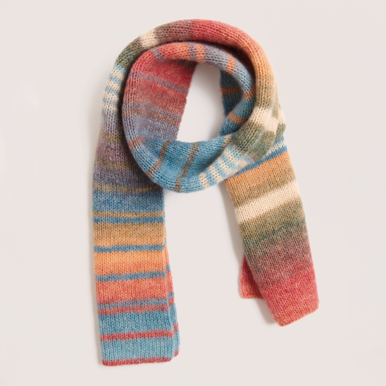 Creative Wool Tonality, gestrickter Schal aus Rico Design, mehrfarbig im Herbstverlauf, weiche Maschenstruktur, Subtitel 200g 670m sichtbar drapiert