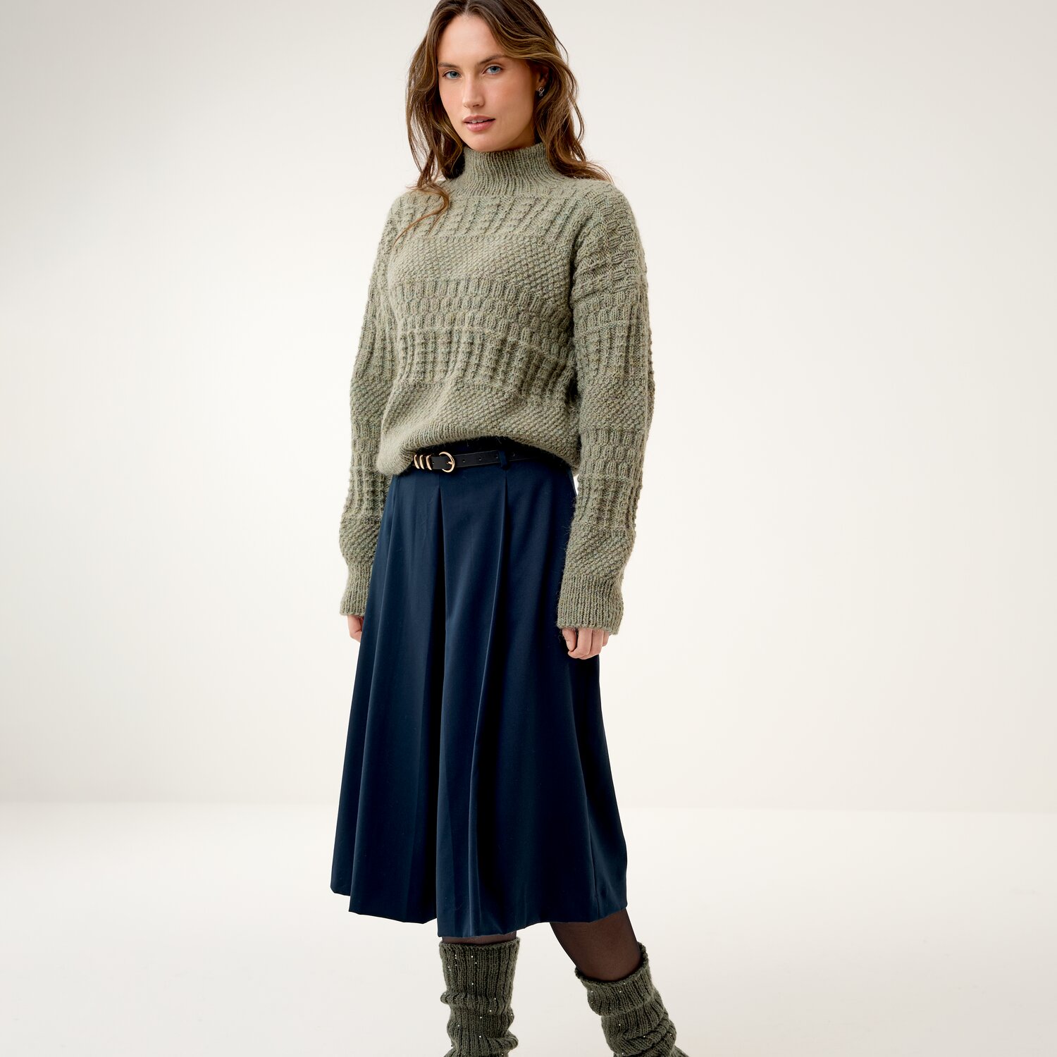 Strickset Pullover Modell 24 aus Die Neue Masche No. 17 von Rico Design
