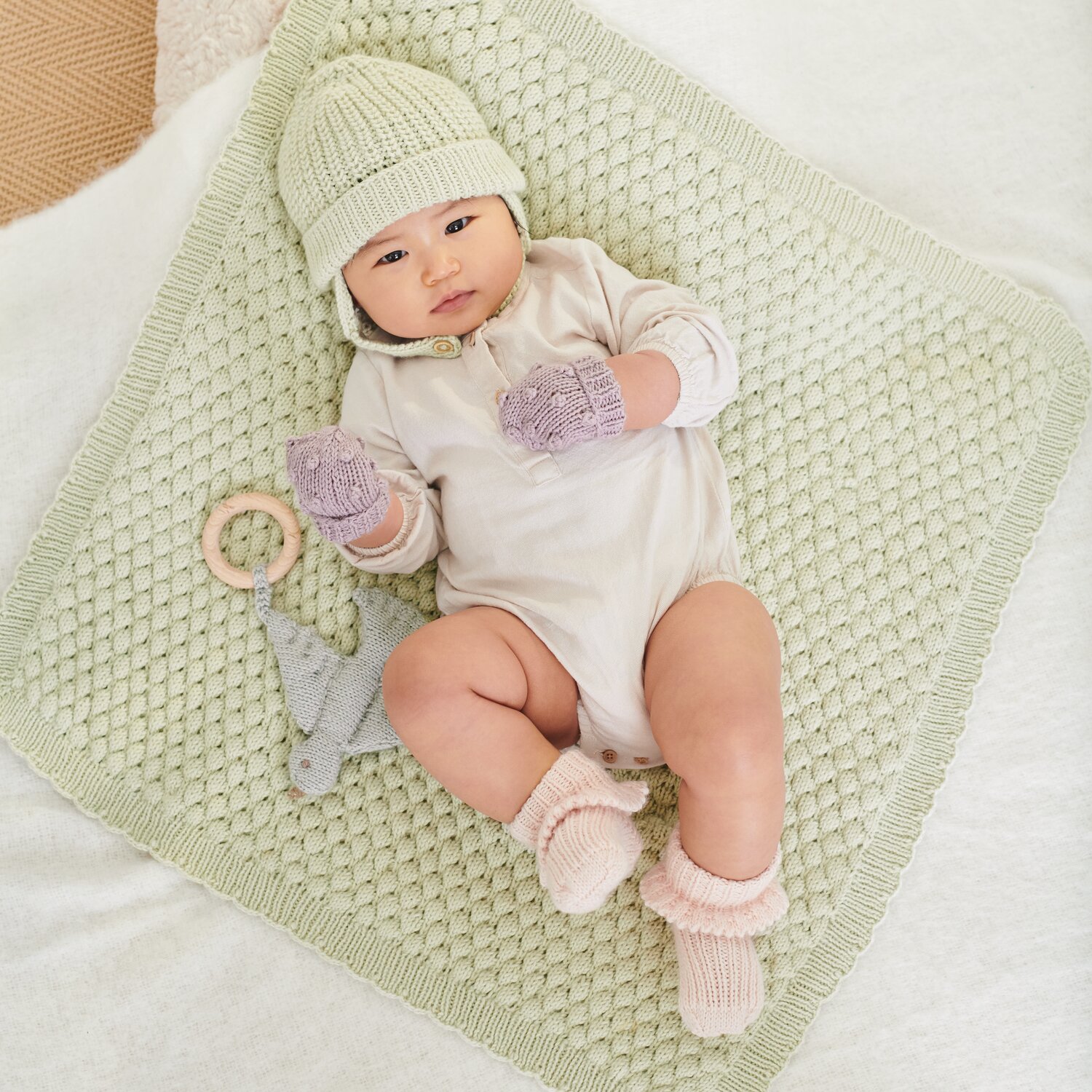 Strickset Decke Modell 17 aus Baby 042 von Rico Design Strickset Decke Modell 17 aus Baby 042 von Rico Design