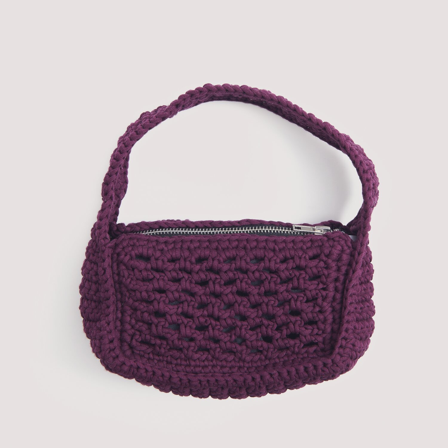 Häkelset Mini-Häkeltasche Modell 11 B in Lila mit Reißverschluss, aus Die Neue Masche No. 15.