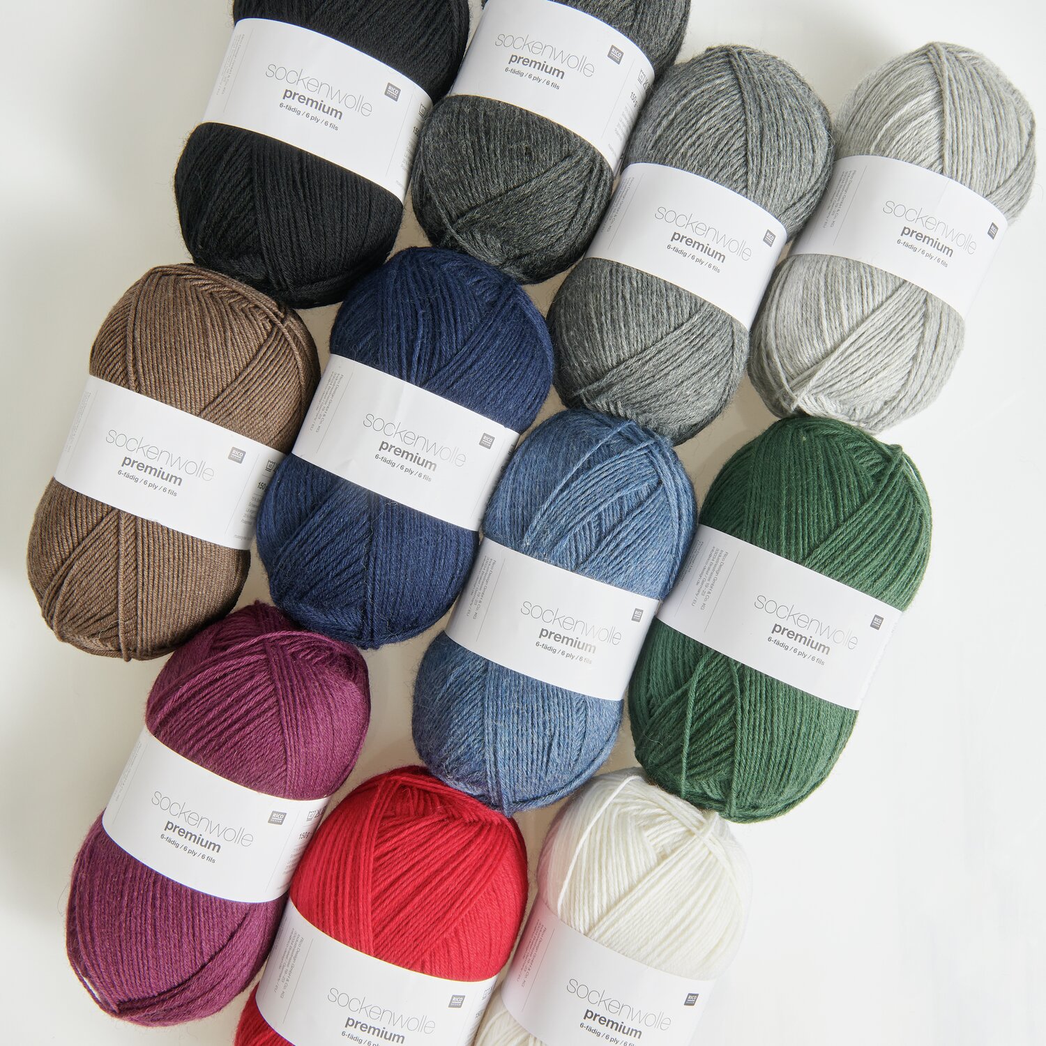 Sockenwolle Premium 6-fädig in vielfältigen Farben wie Blau, Grau, Rot und Grün, 150g 380m.