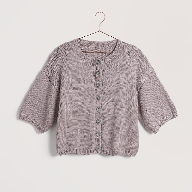 Gestrickte Kurzarm Jacke: Modell 11 aus dem Heft Lovewool No. 22