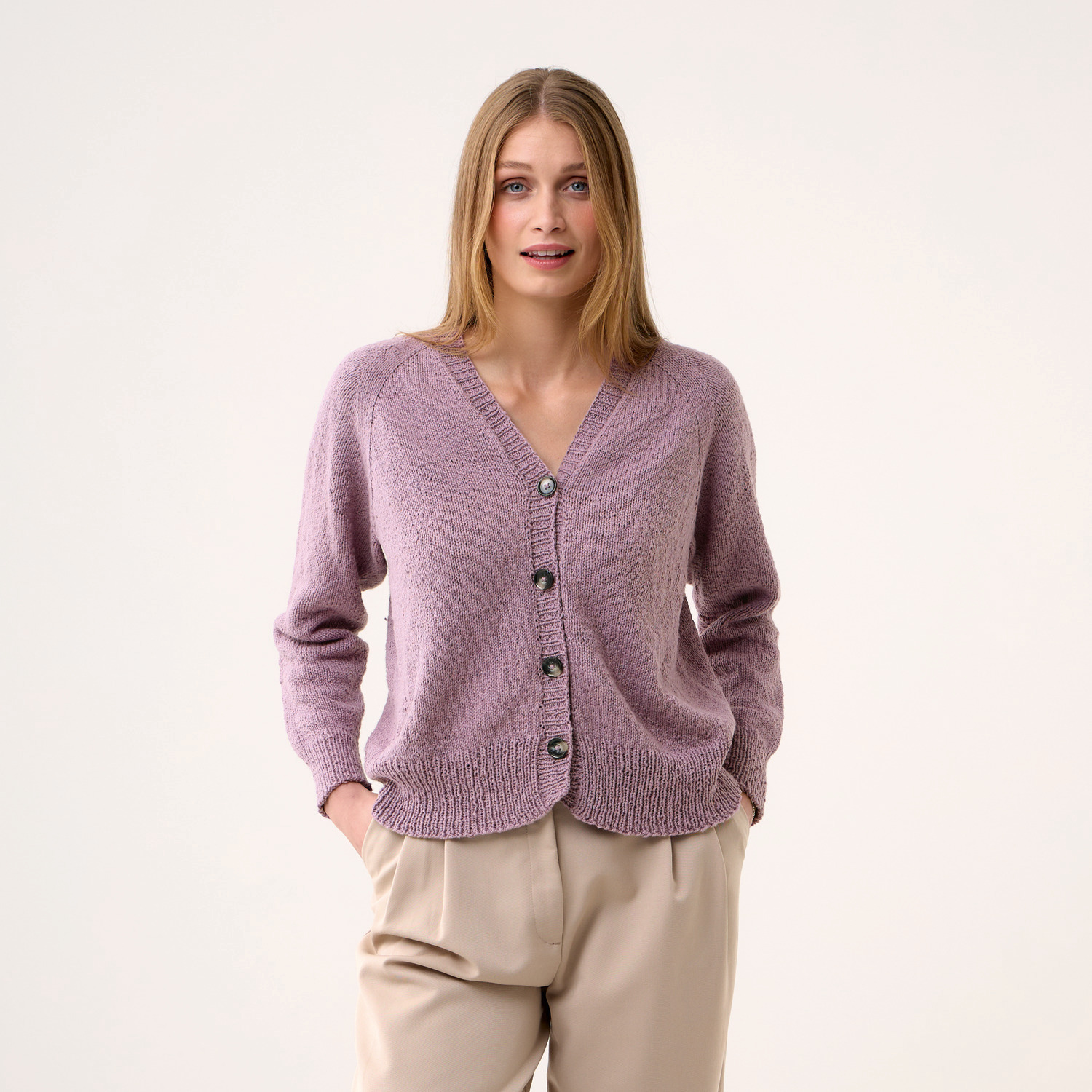 Strickset Cardigan Modell 10 aus Die Neue Masche Nr. 9 Strickset Cardigan Modell 10 aus Die Neue Masche Nr. 9
