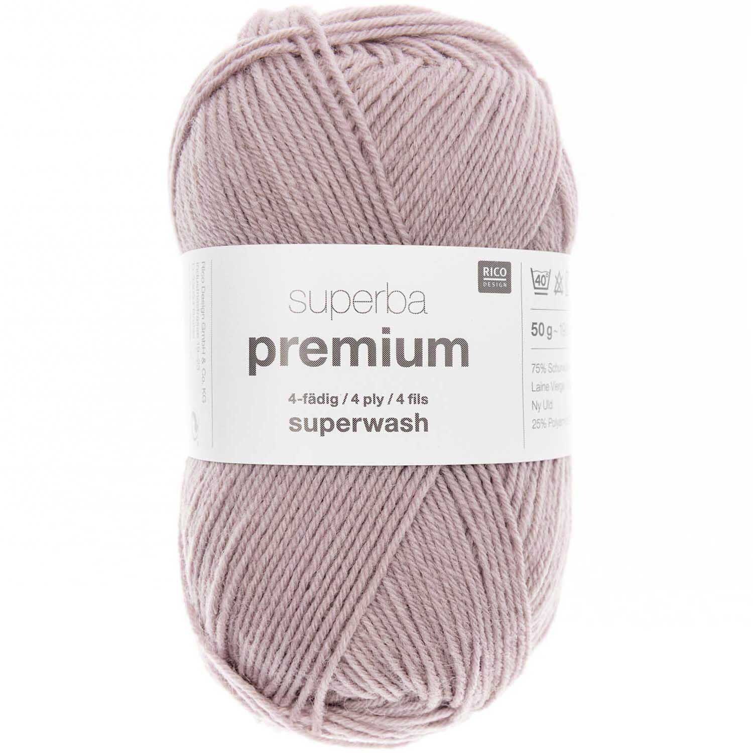 Superba Premium 4fädig Wolle in Flieder von Rico Design, 50g Knäuel, ideal für Strickprojekte.