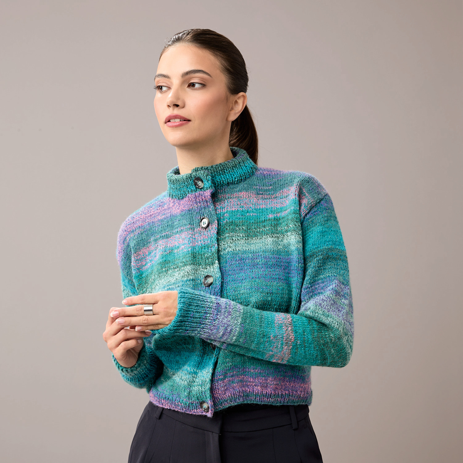 Strickset Jacke Modell 17 aus Die Neue Masche No. 11 Strickset Jacke Modell 17 aus Die Neue Masche No. 11