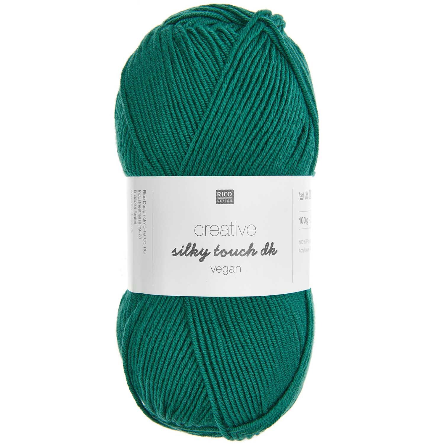 Creative Silky Touch dk von Rico Design in Efeu, 100g Knäuel mit 220m Länge, vegan.