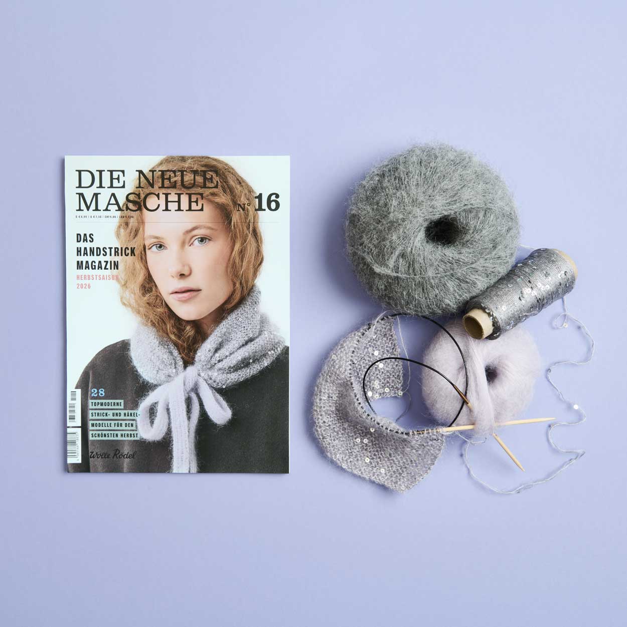 Die Neue Masche N° 16 Heft mit 3 Wollknäuel und einem Strickstück auf Nadeln