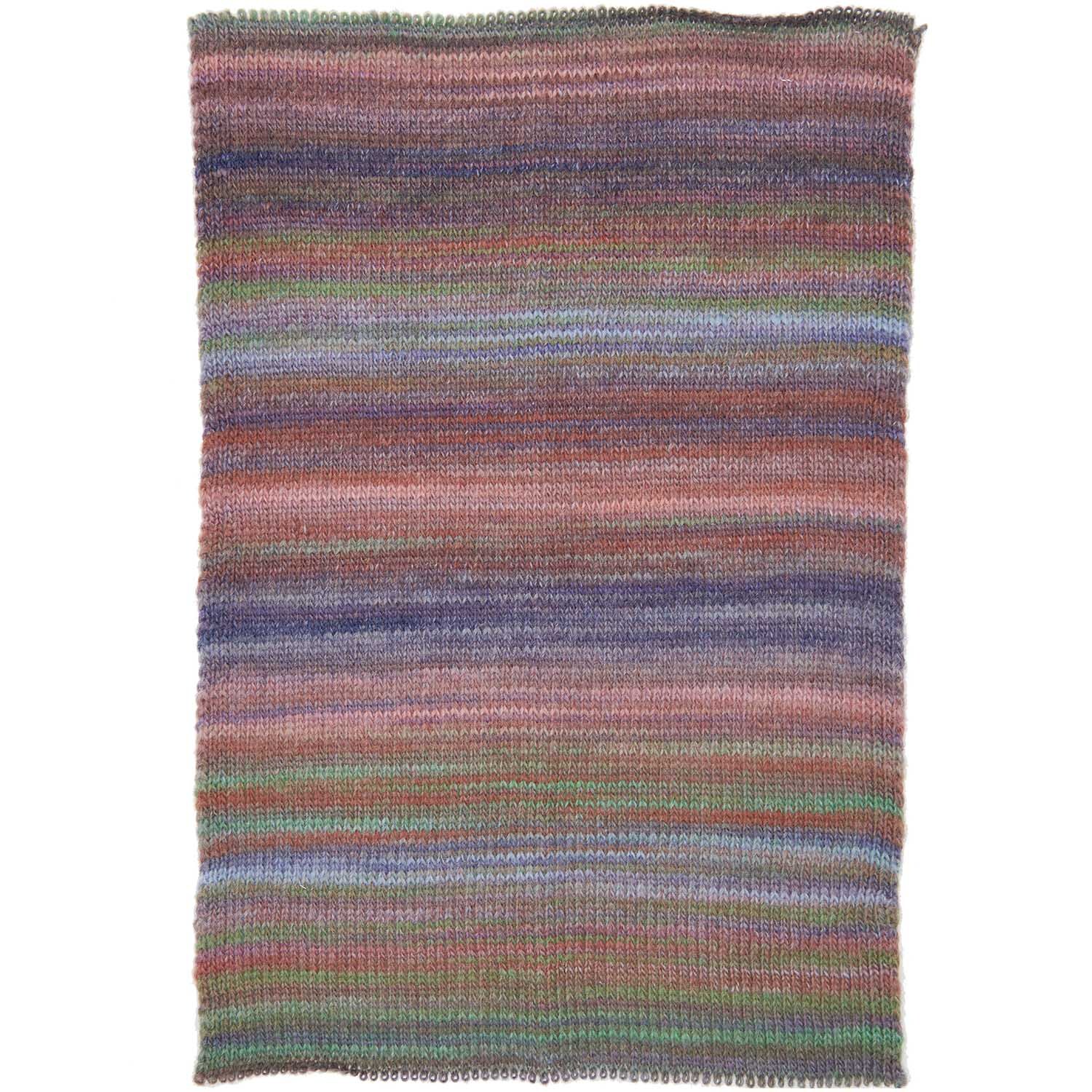 Creative Melange Garzato aran Wonderball: Strickstück in Rost-Petrol von Rico Design, zeigt sanfte Farbverläufe in einem weichen, texturierten Muster.