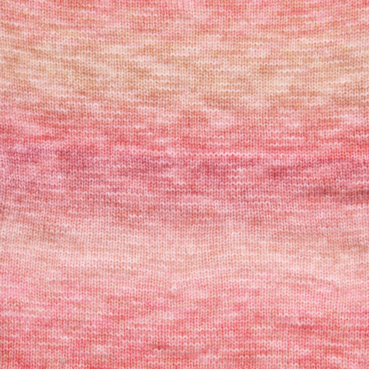 Creative Painted Power, weiches Garn in Rosa- und Beigetönen, ideal für Strickprojekte.