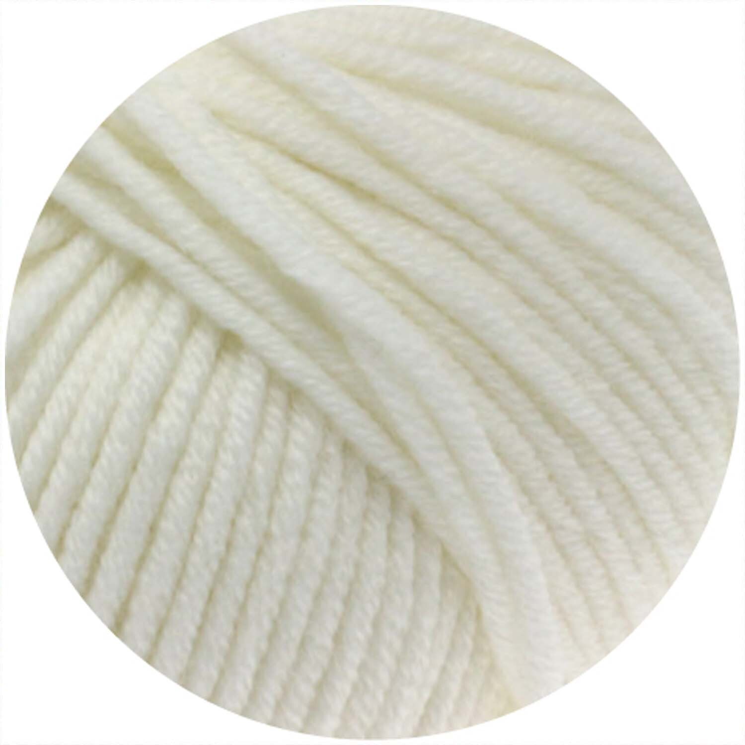 Bingo Wolle von Lana Grossa in Weiß, 50g 80m. Nahaufnahme von weicher, hochwertiger Strickwolle.
