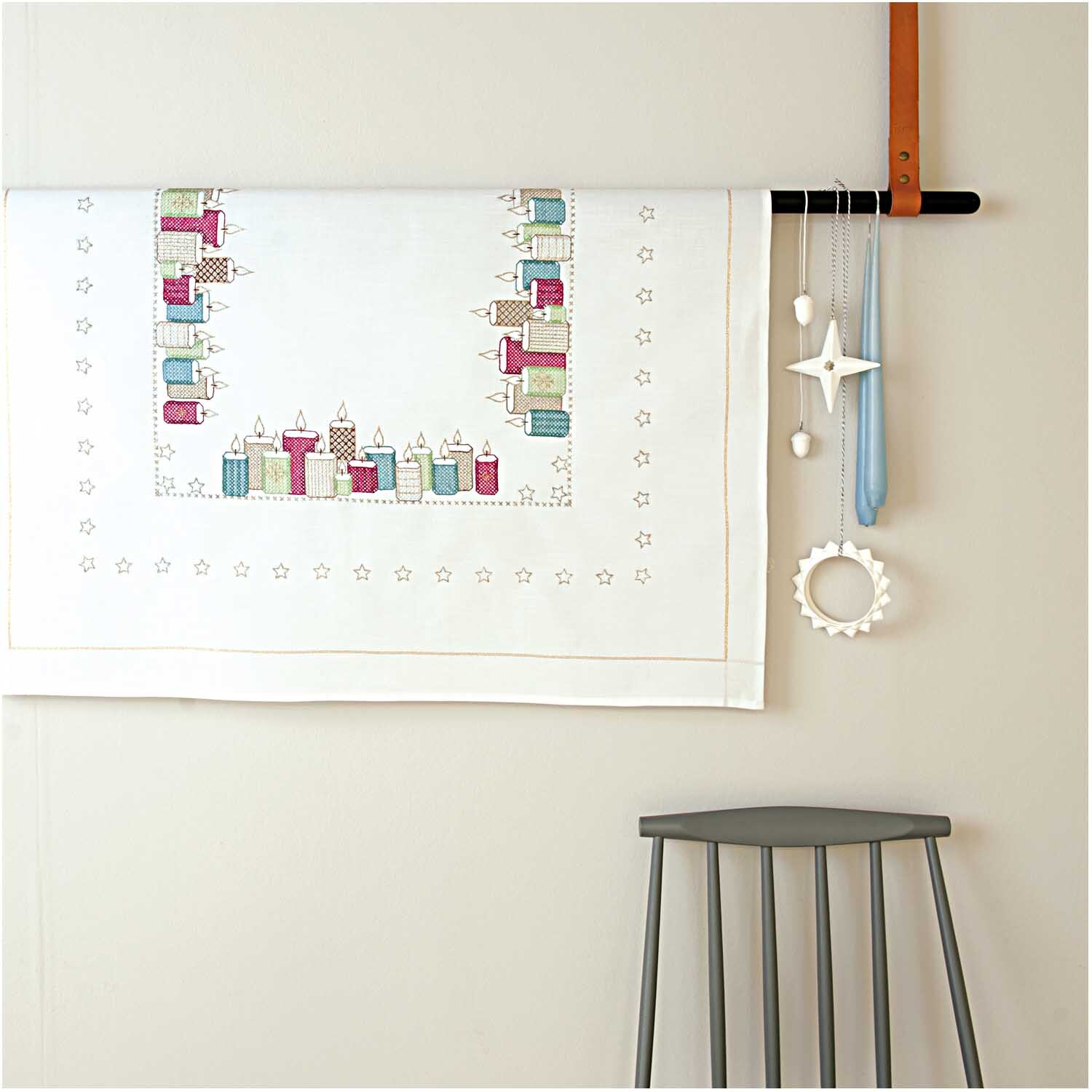 Stickpackung Tischdecke Kerzen 90x90cm