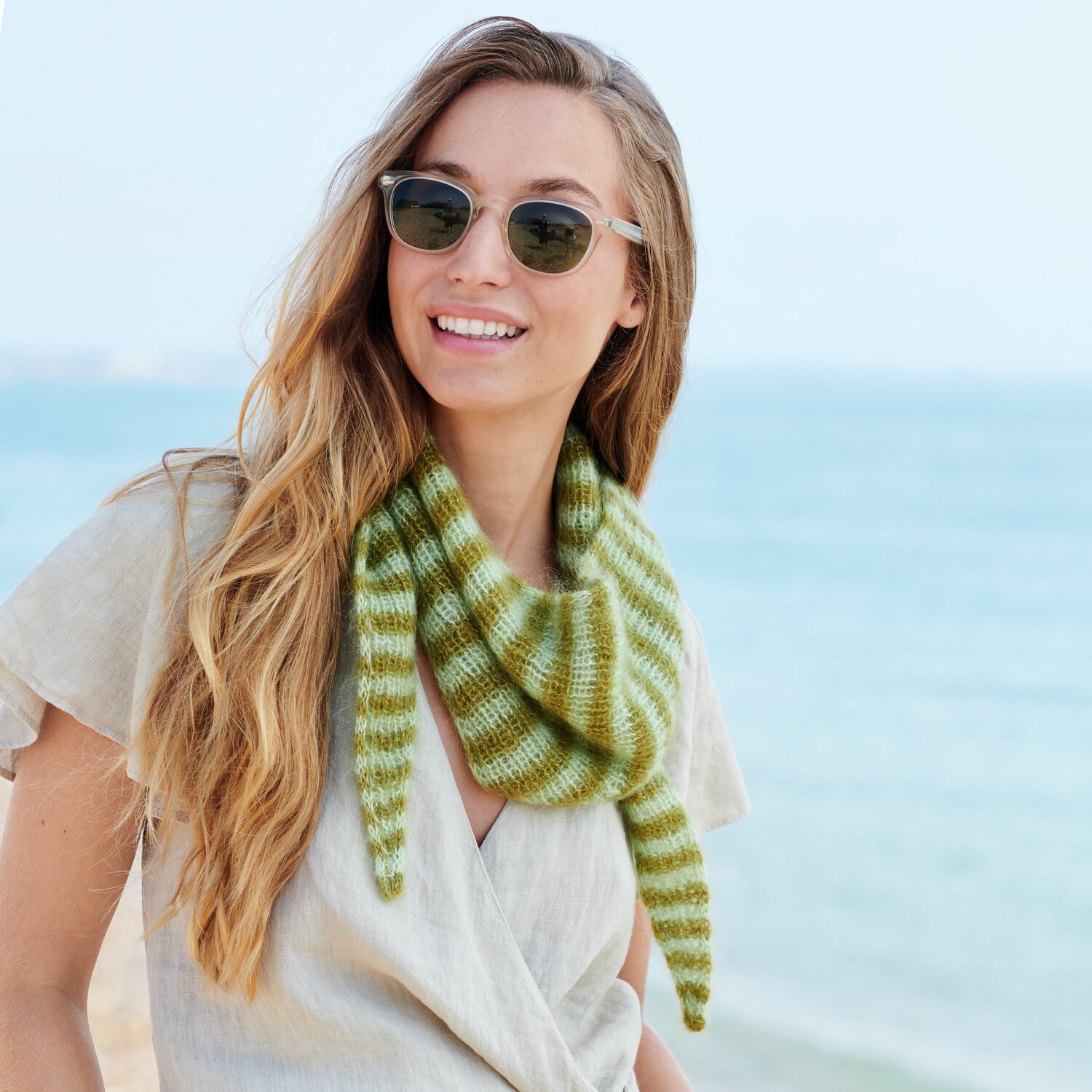 Strickset Tuch Modell 21 aus Lovewool No. 22 von Rico Design