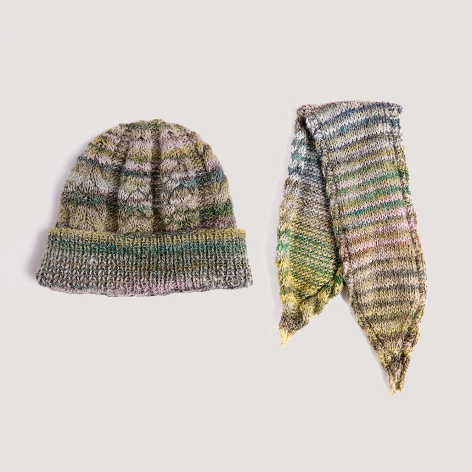 Strickset Mütze + Minituch Modell 07+08 aus Lovewool No. 23 von Rico Design