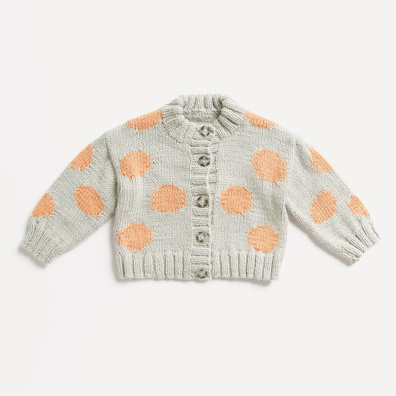 Gestrickte Babyjacke: Modell 09 aus dem Heft Rico Baby 042