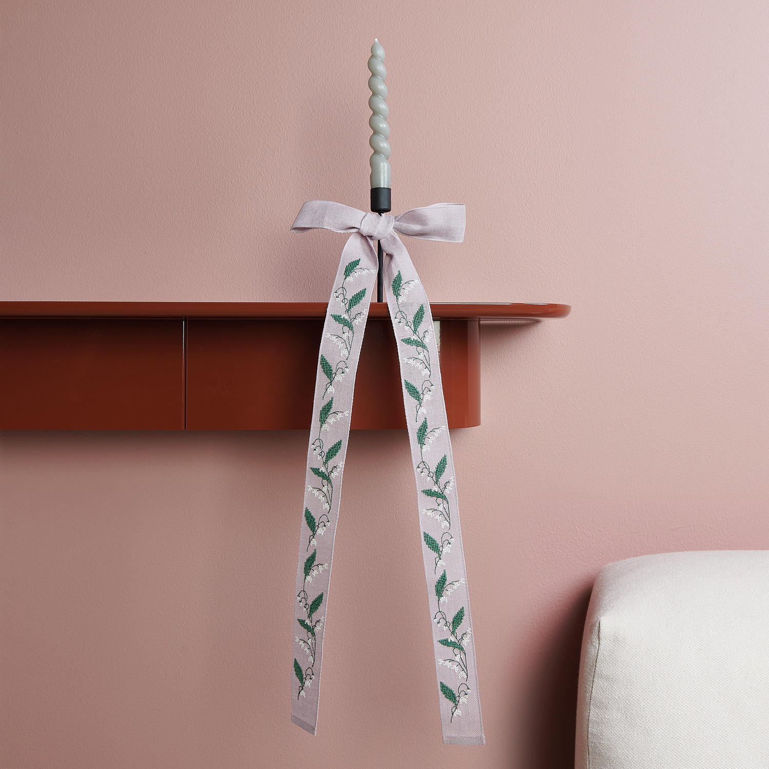 Stickpackung Schleife Maiglöckchenranke Stickpackung Schleife Maiglöckchenranke