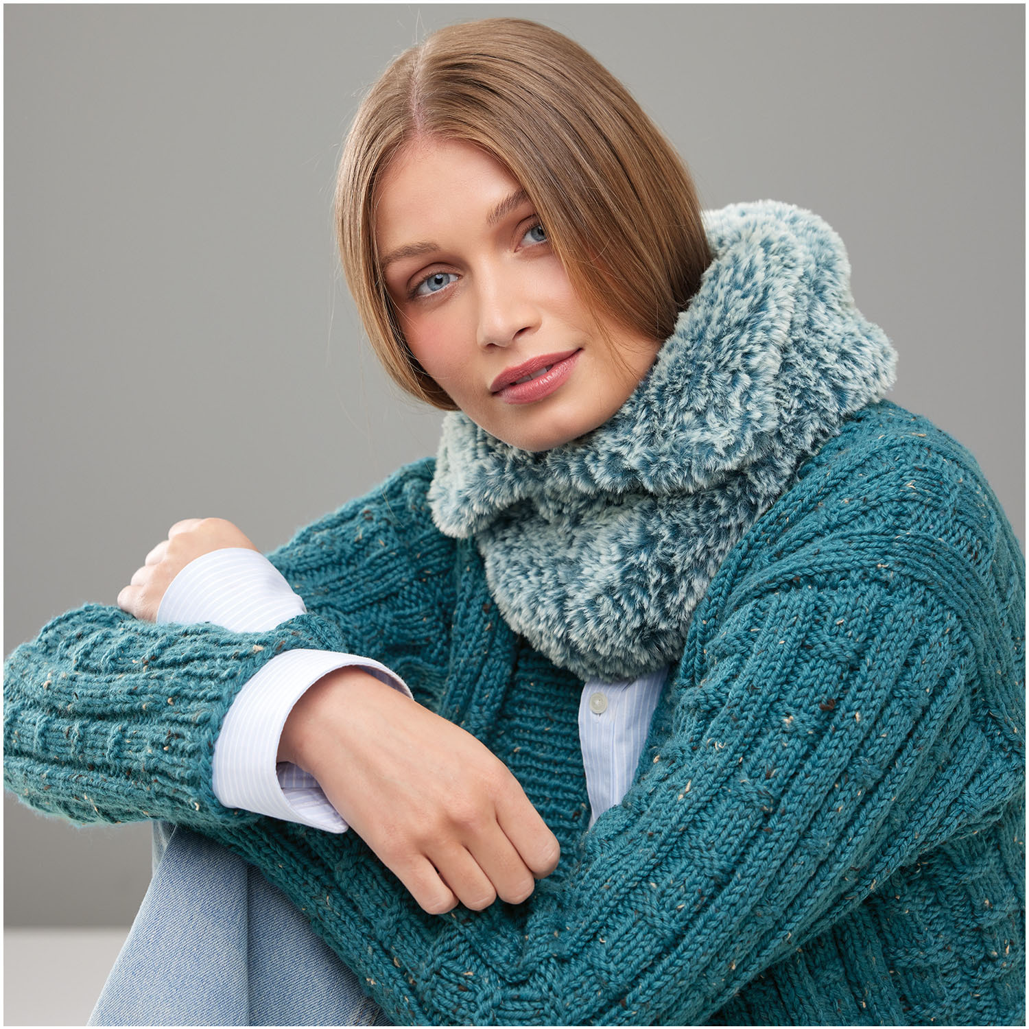Strickset Loop Modell 19 aus Die Neue Masche Nr. 8
