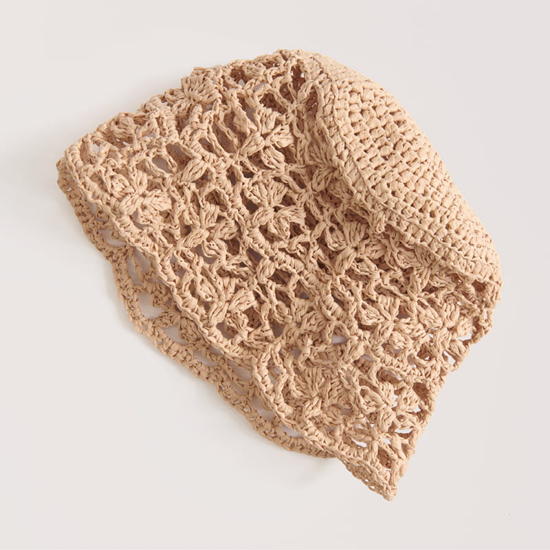 Gehäkelter Bucket Hat in Puder: Modell 05 aus dem Heft Luxury Knits Summer Pieces