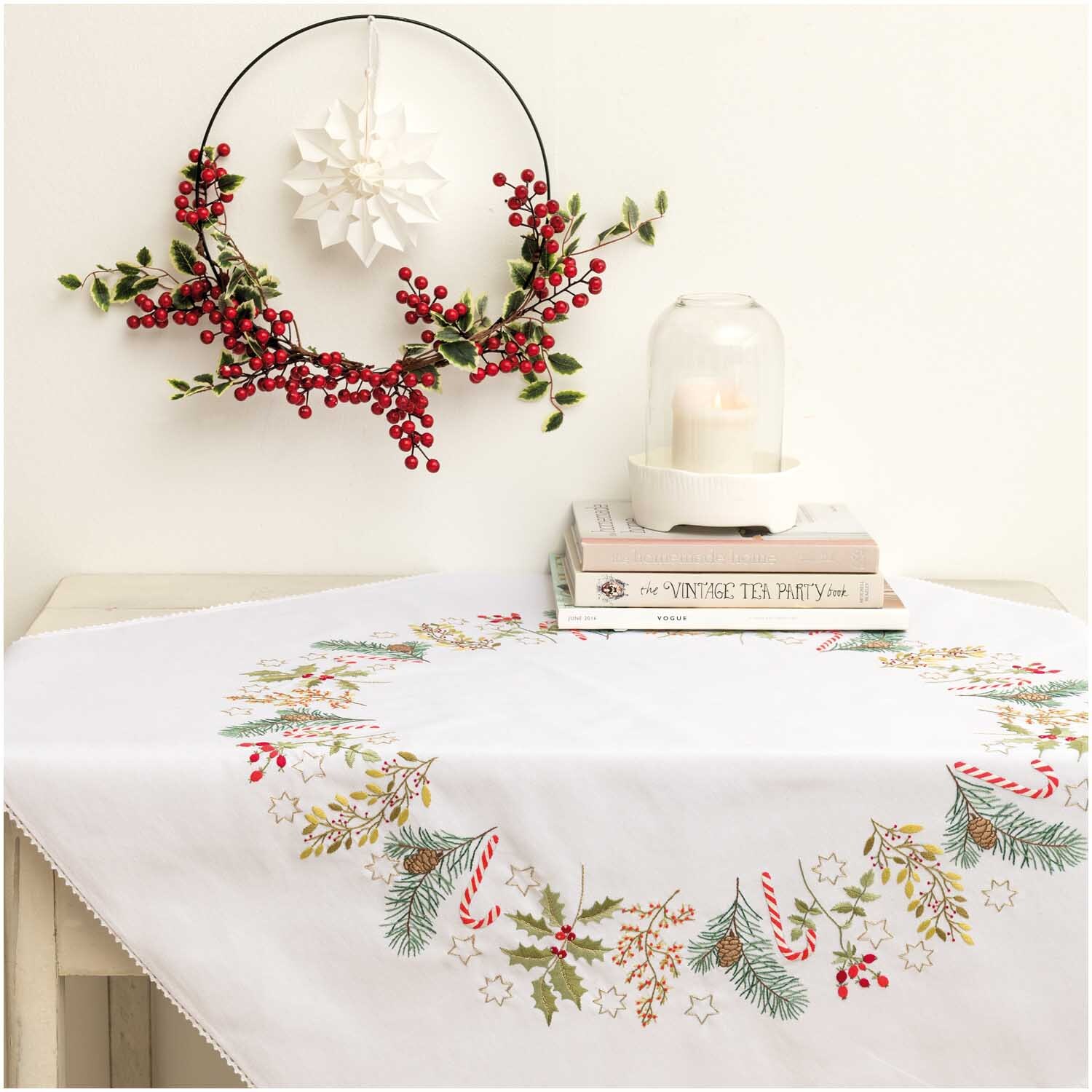 Stickpackung Decke Weihnachtskranz 95x95cm von Rico Design