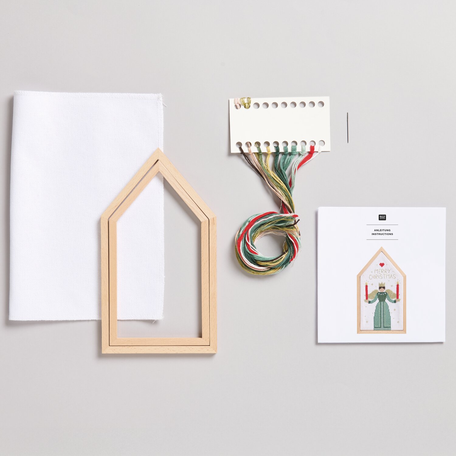 Stickpackung Engel 12,5x22,5cm von Rico Design Stickpackung Engel mit Holzrahmen, Garn und Anleitung. Perfekt für kreative Handarbeiten.