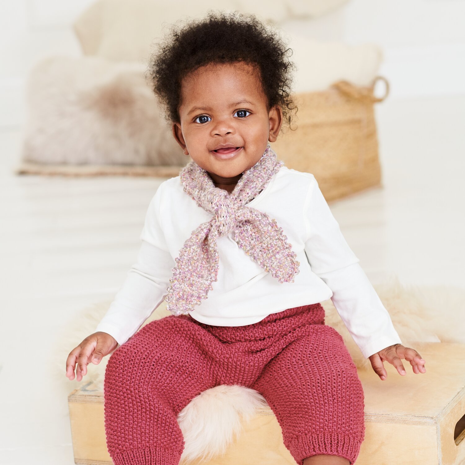 Strickset Hose Modell 13 aus Baby 044 von Rico Design