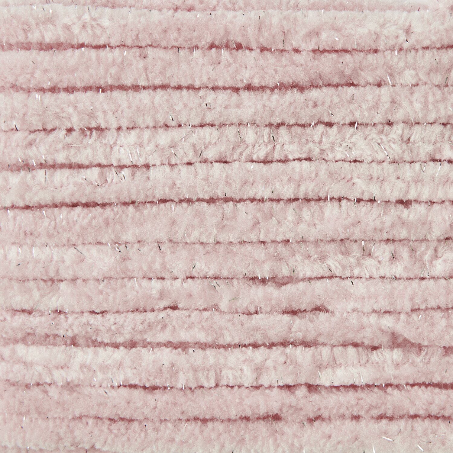 Creative Chenillove Sparkle, altrosa, 100g 110m. Flauschiges Garn von Rico Design für kreative Strick- und Häkelprojekte. Ideal für weiche Texturen.