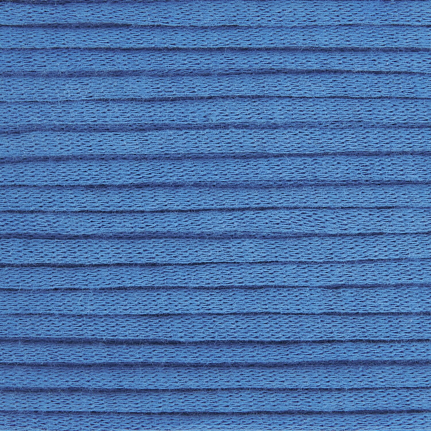 Fashion Jersey, Rico Design: Strickstoff in kräftigem Blau, ideal für kreative Nähprojekte.
