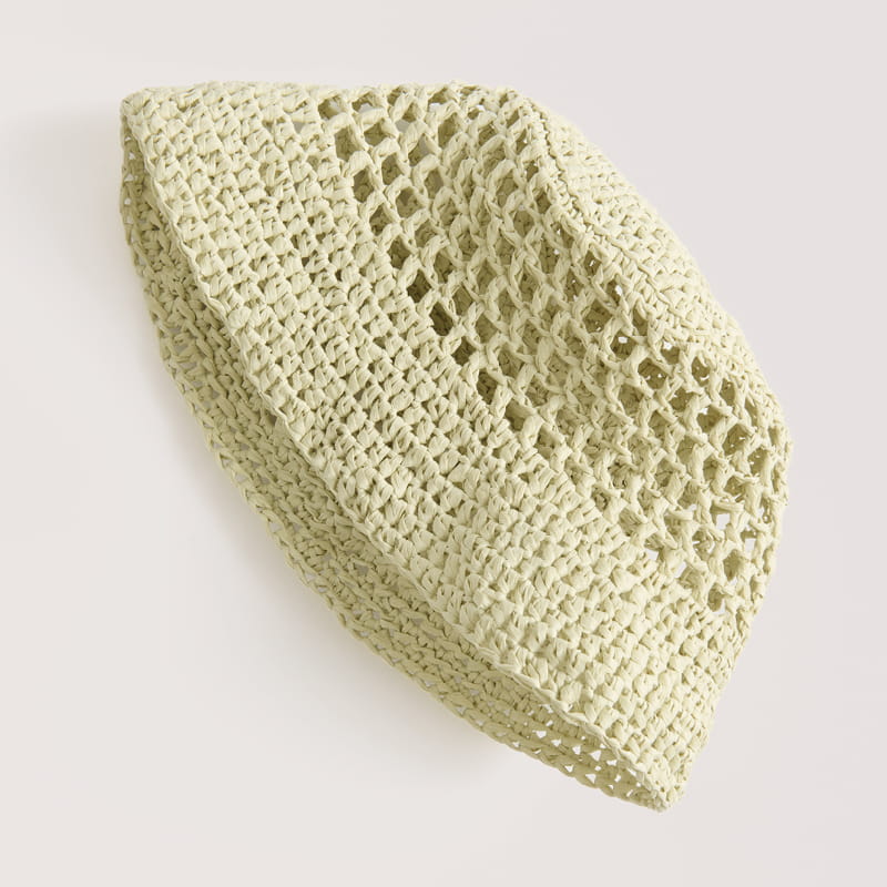 Gehäkelter Bucket Hat in Mint: Modell 16 aus dem Heft Luxury Knits Summer Pieces