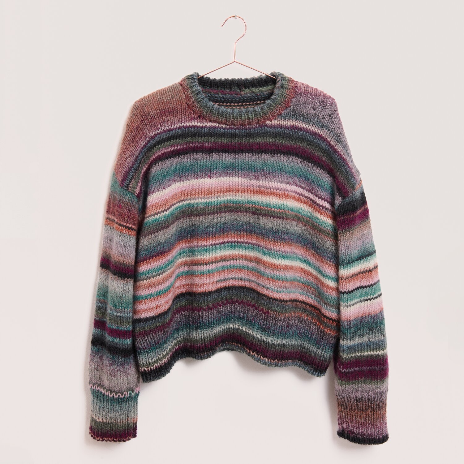 Creative Melange chunky, gestrickter Pullover aus mehrfarbig melierter Wolle von Rico Design, locker geschnitten, betont weicher Verlaufsgarn-Look, 50g 85m