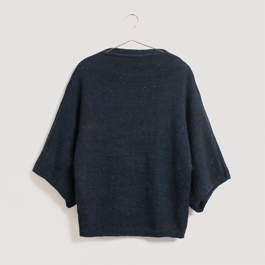 Gestrickter Pullover: Modell 28 aus dem Heft Lovewool No. 21