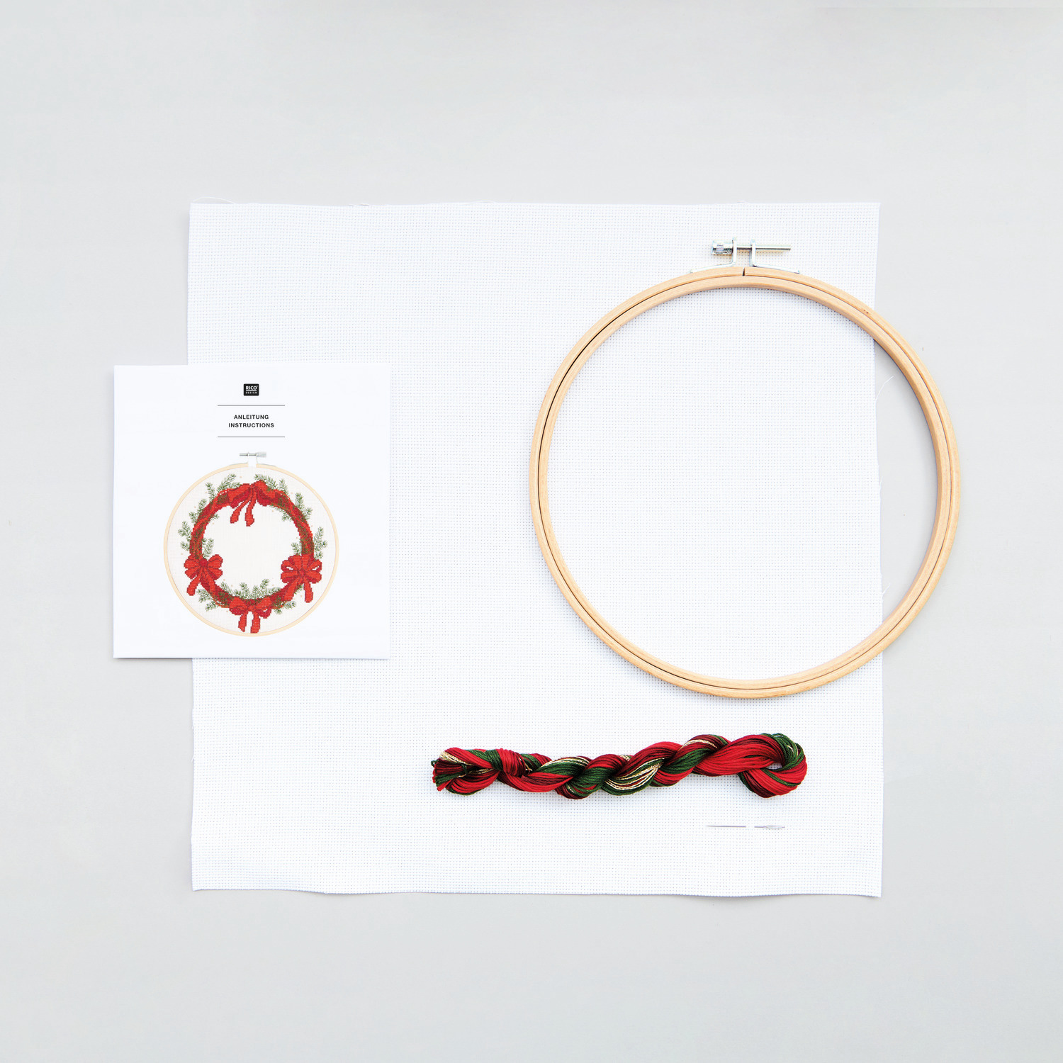 Stickpackung Bild Kranz mit Schleifen Stickpackung Bild Kranz mit Schleifen