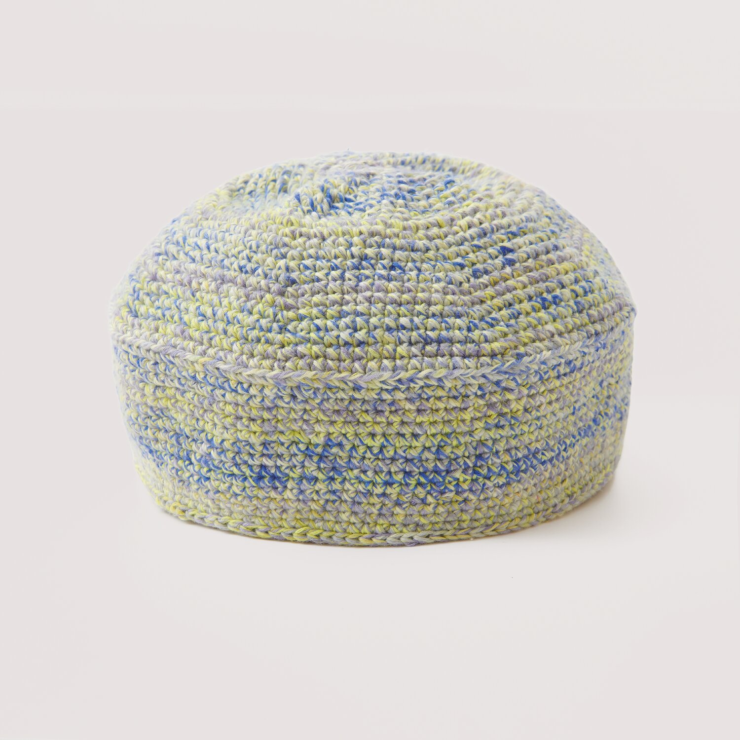 Barett in verschiedennen hellen Farben