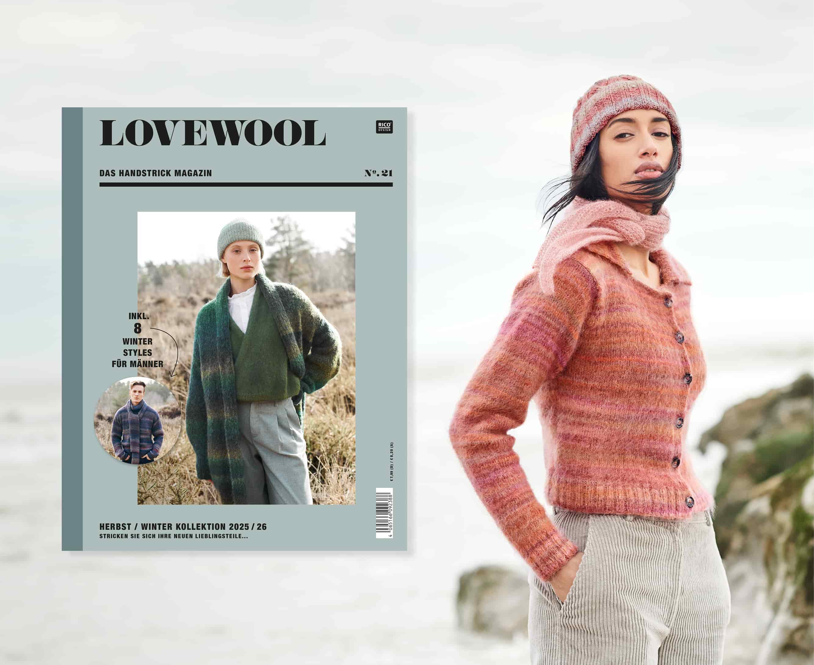 Frau trägt Strickmodelle aus Lovewool No. 21 in Outdoor-Umgebung. Daneben ein Cover des Handstrick Magazins Lovewool No. 21
