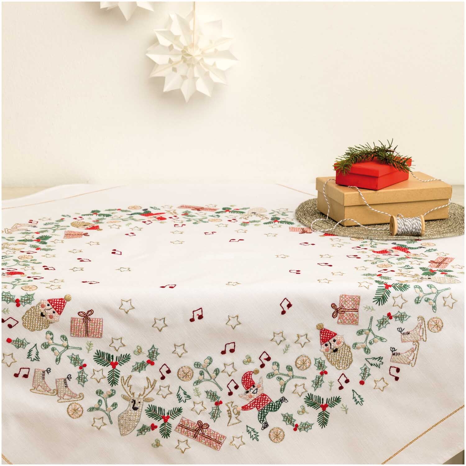 Stickpackung Tischdecke Wichtel 90x90cm