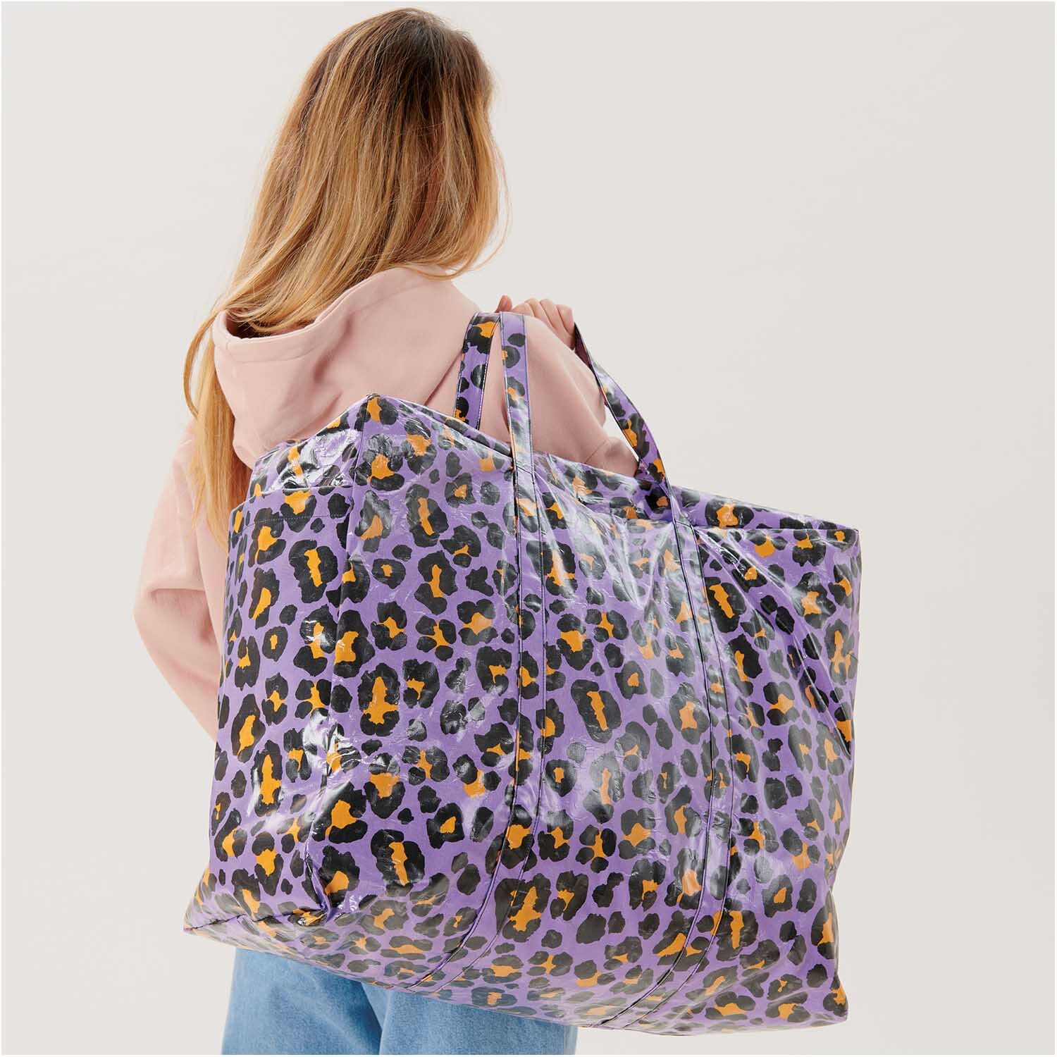Stoffabschnitt PVC-Stoff Glossy Acid Leo lila 25x70cm Stoffabschnitt PVC-Stoff Glossy Acid Leo lila 25x70cm