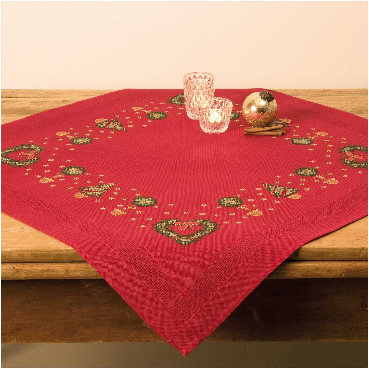Stickpackung Tischdecke Buchsbaumherz 80x80cm