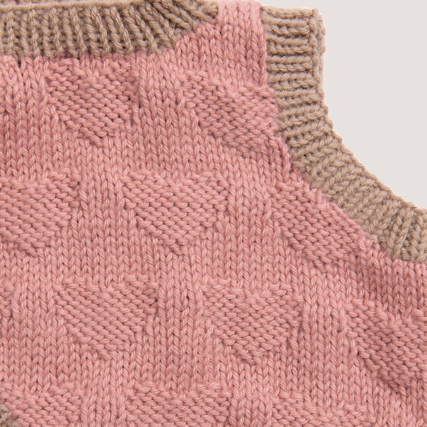 Rico Baby 044 Rico Baby Dream dk uni - A Luxury Touch gestricktes Babyoberteil mit Herzstruktur, zweifarbige Wolle in Nougat und Beere, 50g 115m