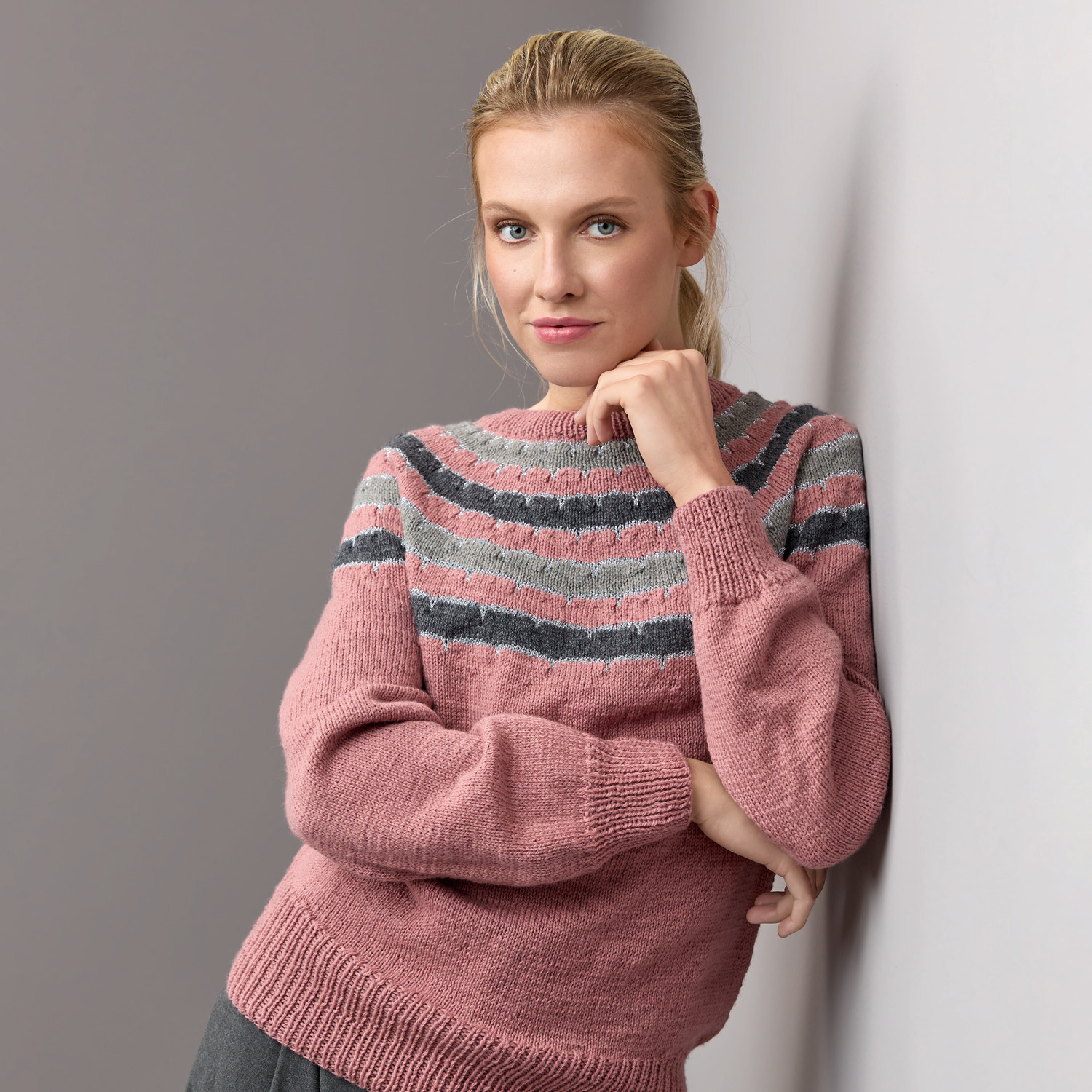 Jubiläums-Strickset Pullover Modell 08 aus Die Neue Masche No. 10