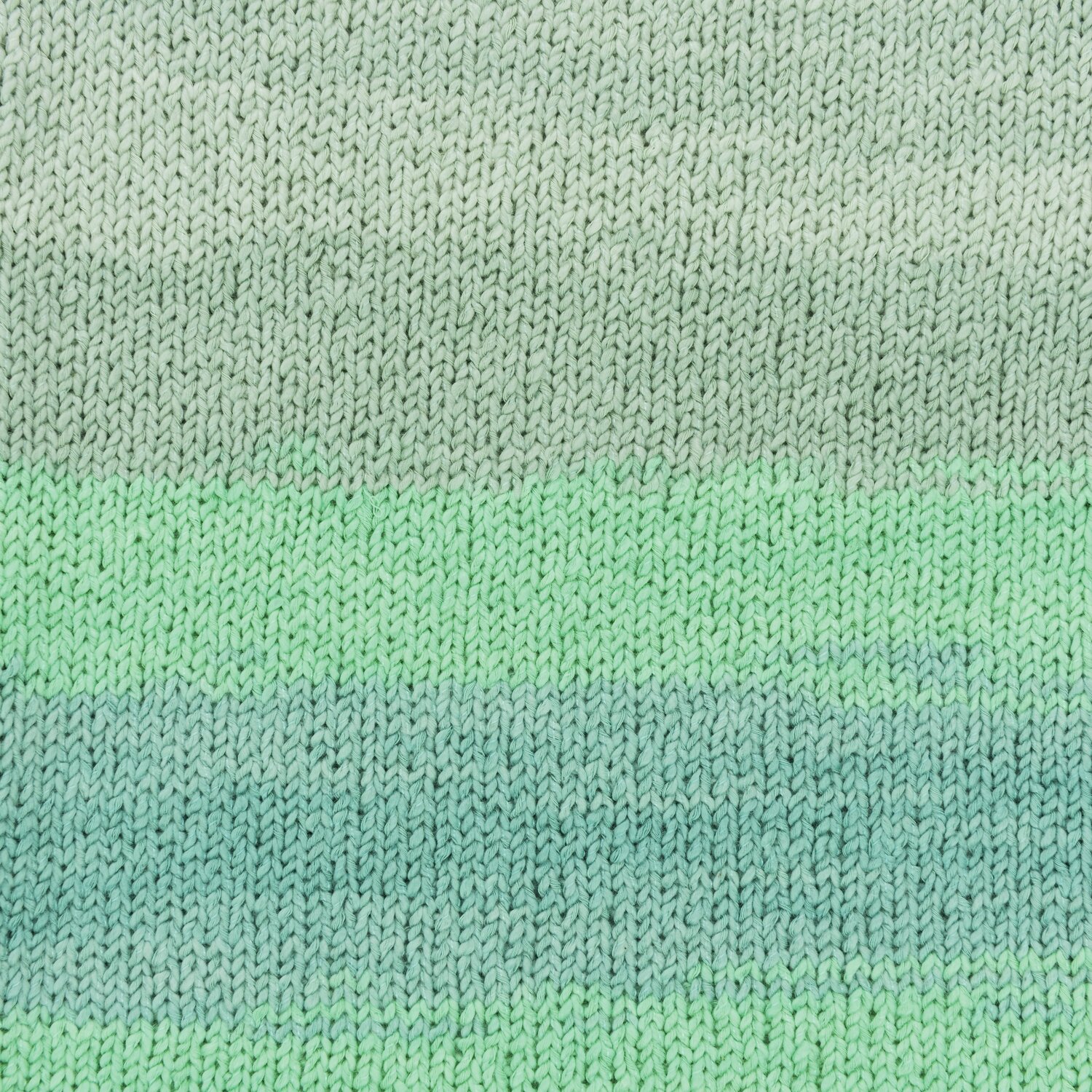 Creative Cotton Zickzack: Gestricktes Muster in Türkis von Rico Design, ideal für kreative Projekte.