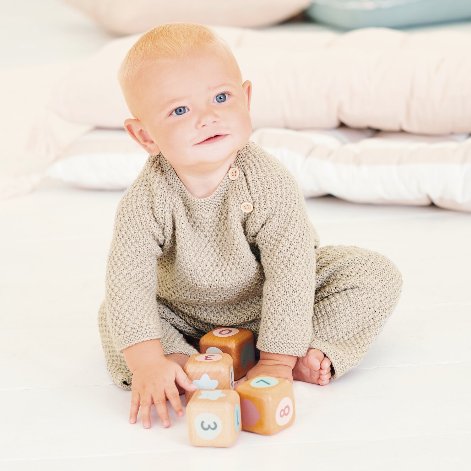 Strickset Hose Modell 07 aus Baby 043 von Rico Design